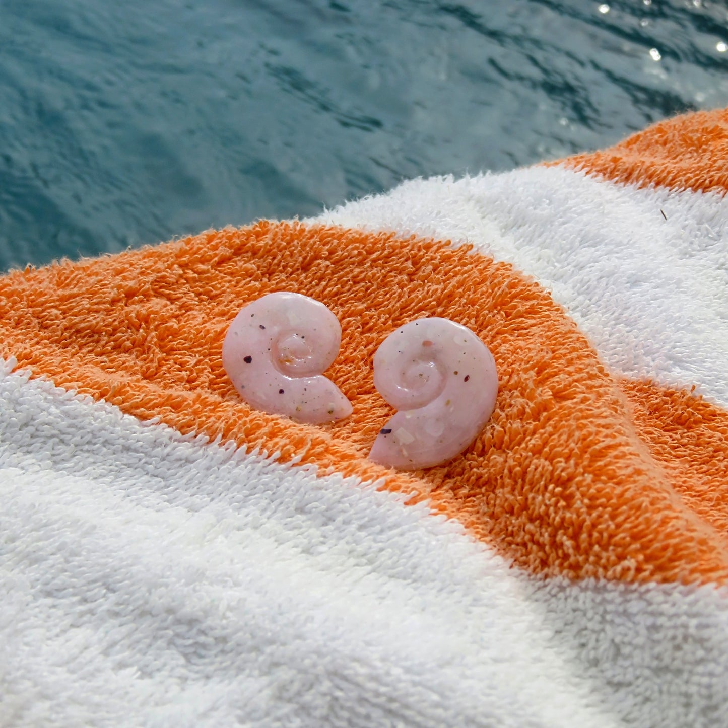 21 - Boucles d'oreilles Nautilus