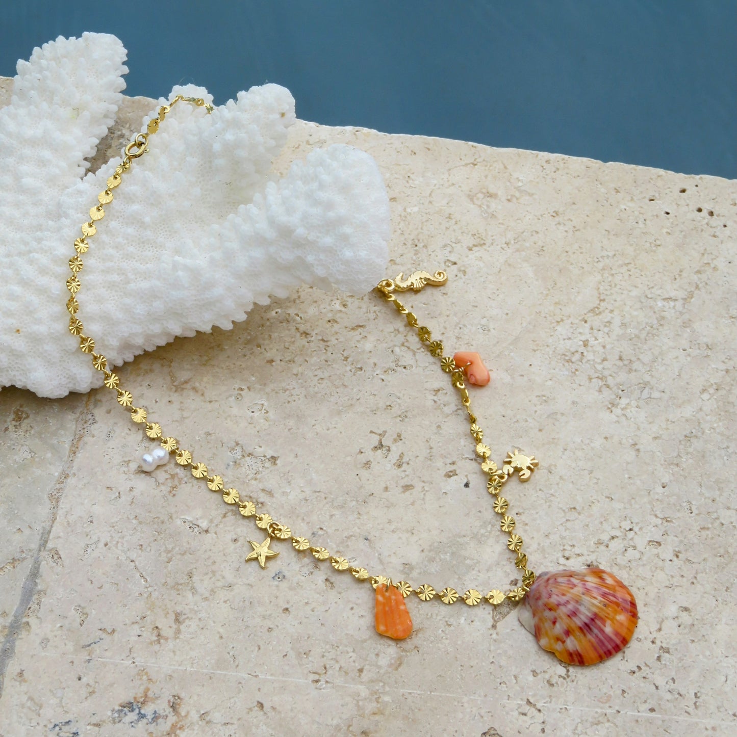 17- Collier Ocean life