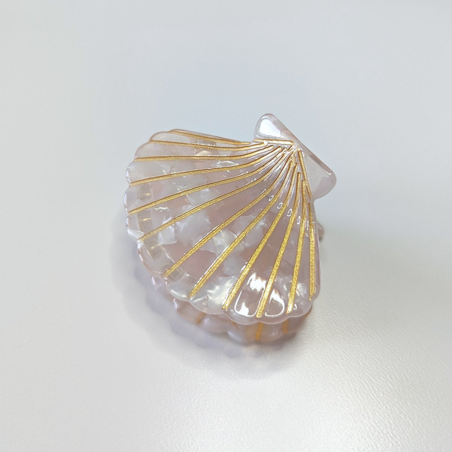 51 - Pince à cheveux coquillage