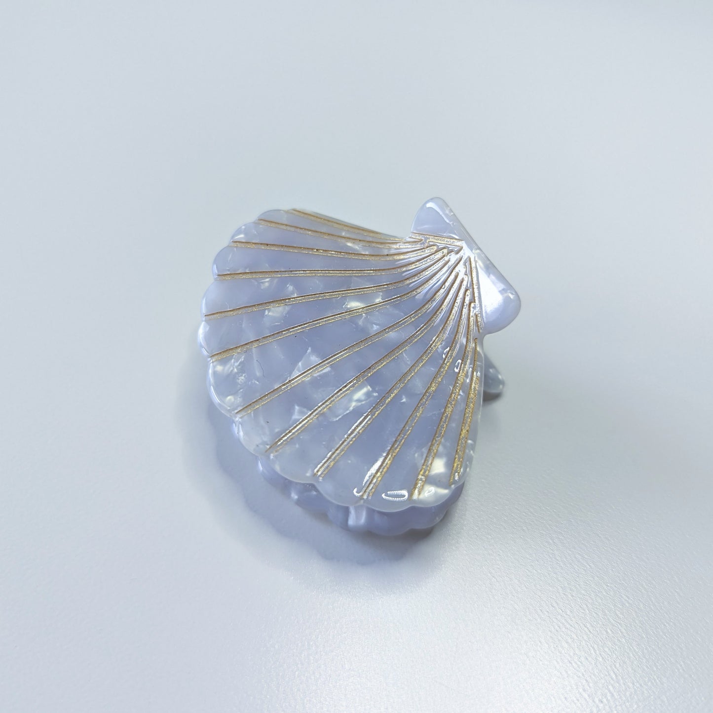 51 - Pince à cheveux coquillage