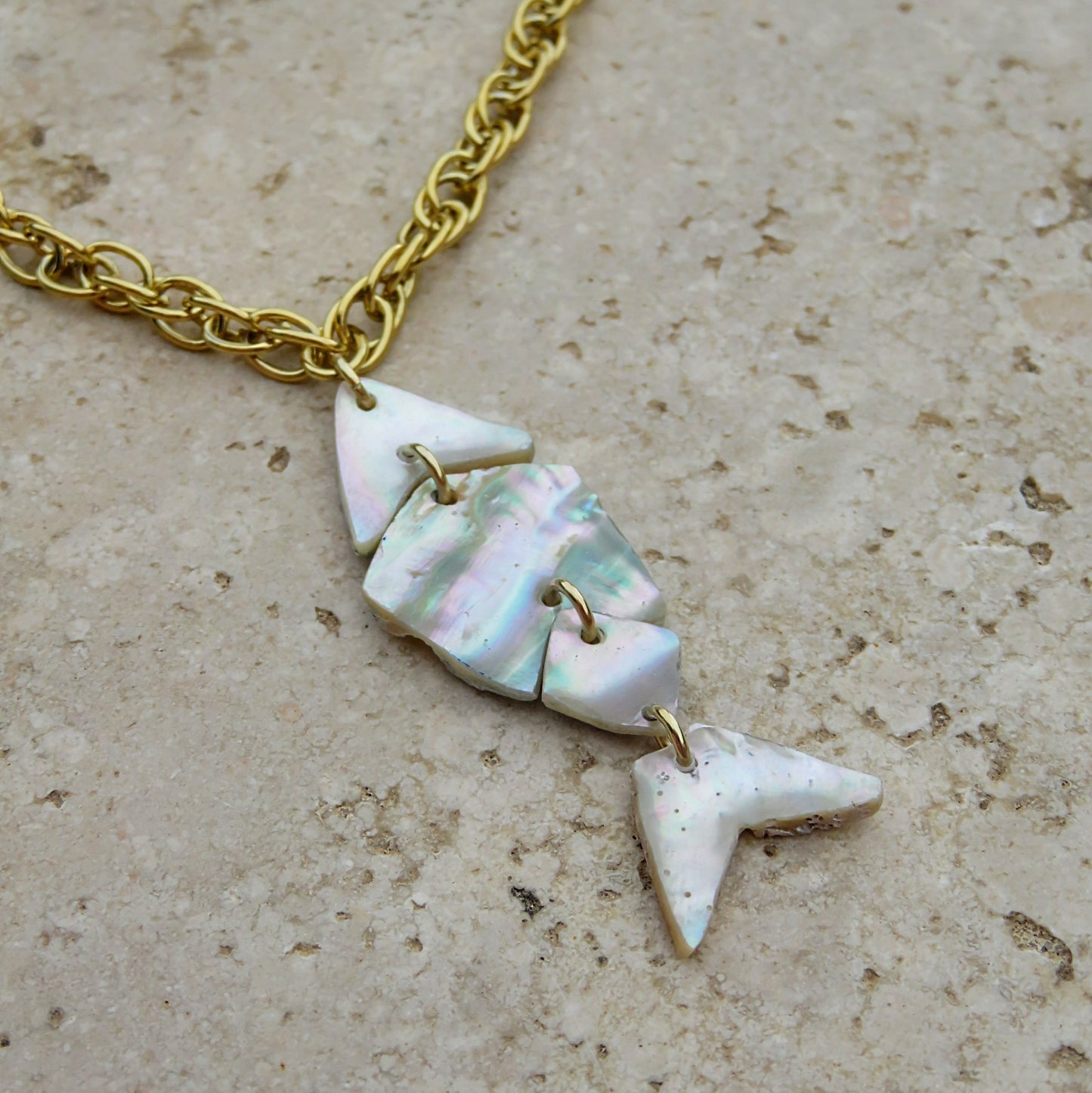 20 - Collier Écailles d'argent