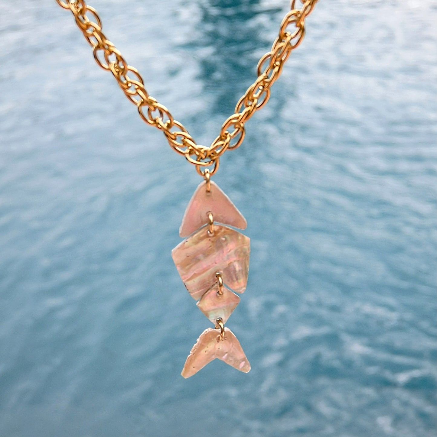 20 - Collier Écailles d'argent